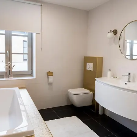 Room42 - & Hotel