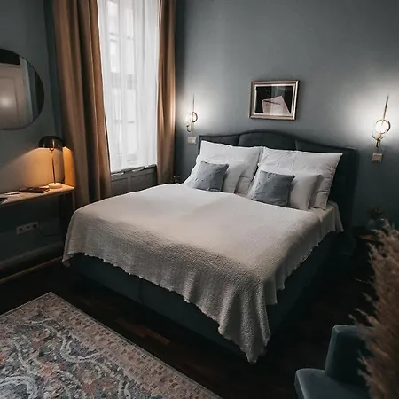Room42 - &
