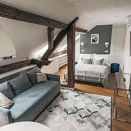 Room42 - & Esztergom